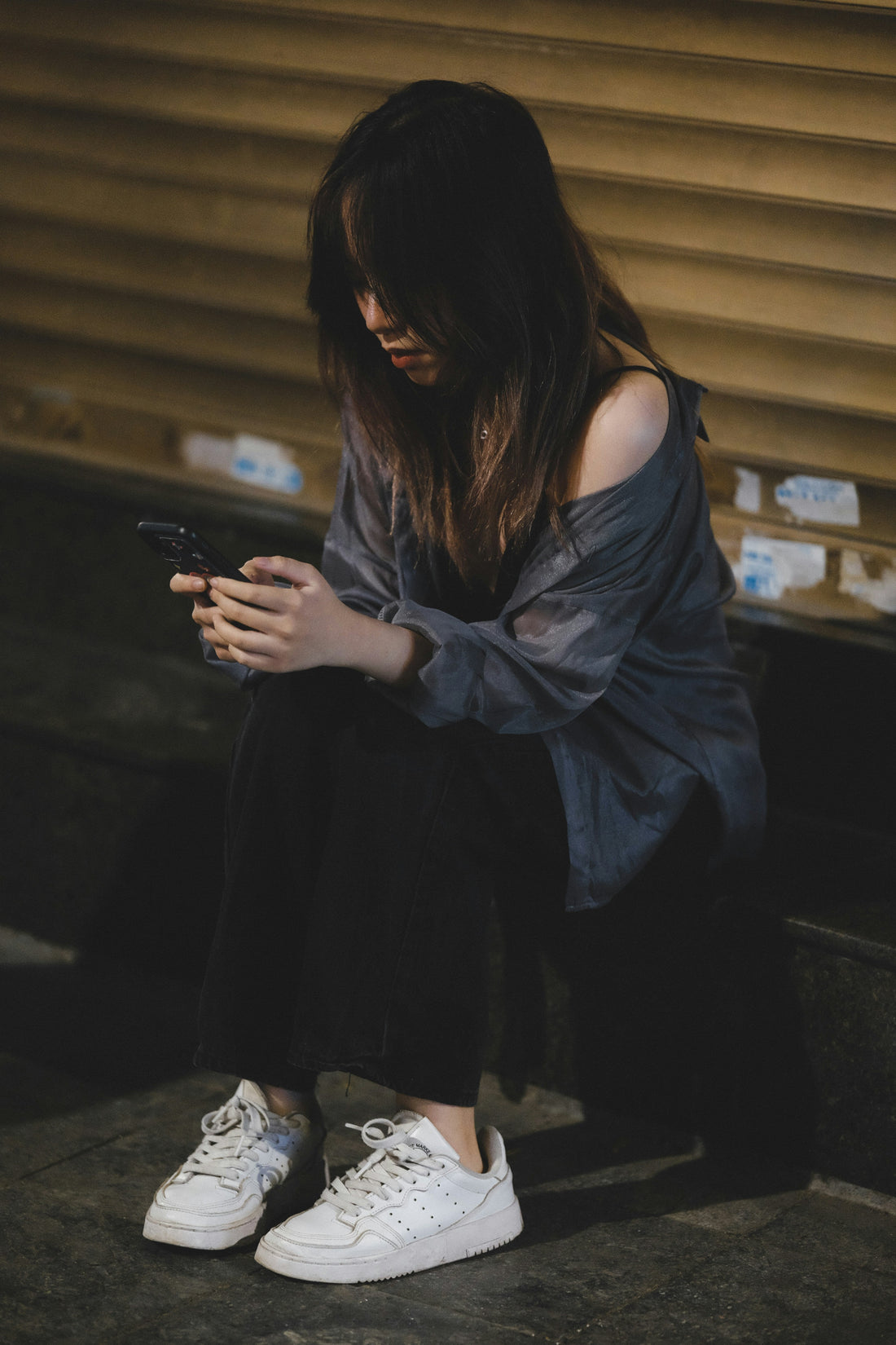 What to Do If Your Phone Isn’t eSIM Compatible and You’re Already Overseas
