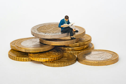 10 Smart Tips to Save Data on Your Prepaid Travel eSIM